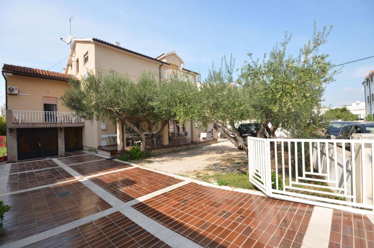 Apartment And Rooms Mrkovic Vodice Luaran gambar