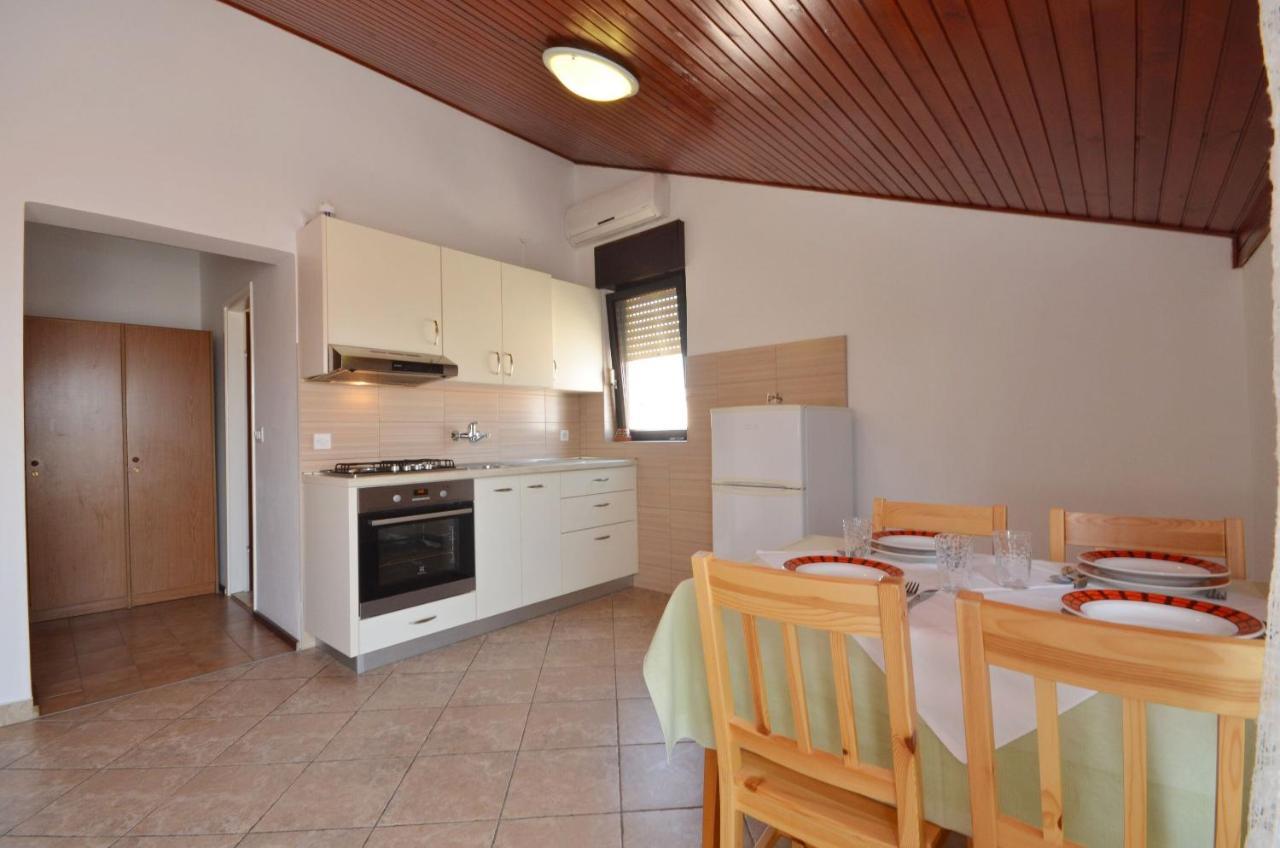 Apartment And Rooms Mrkovic Vodice Luaran gambar