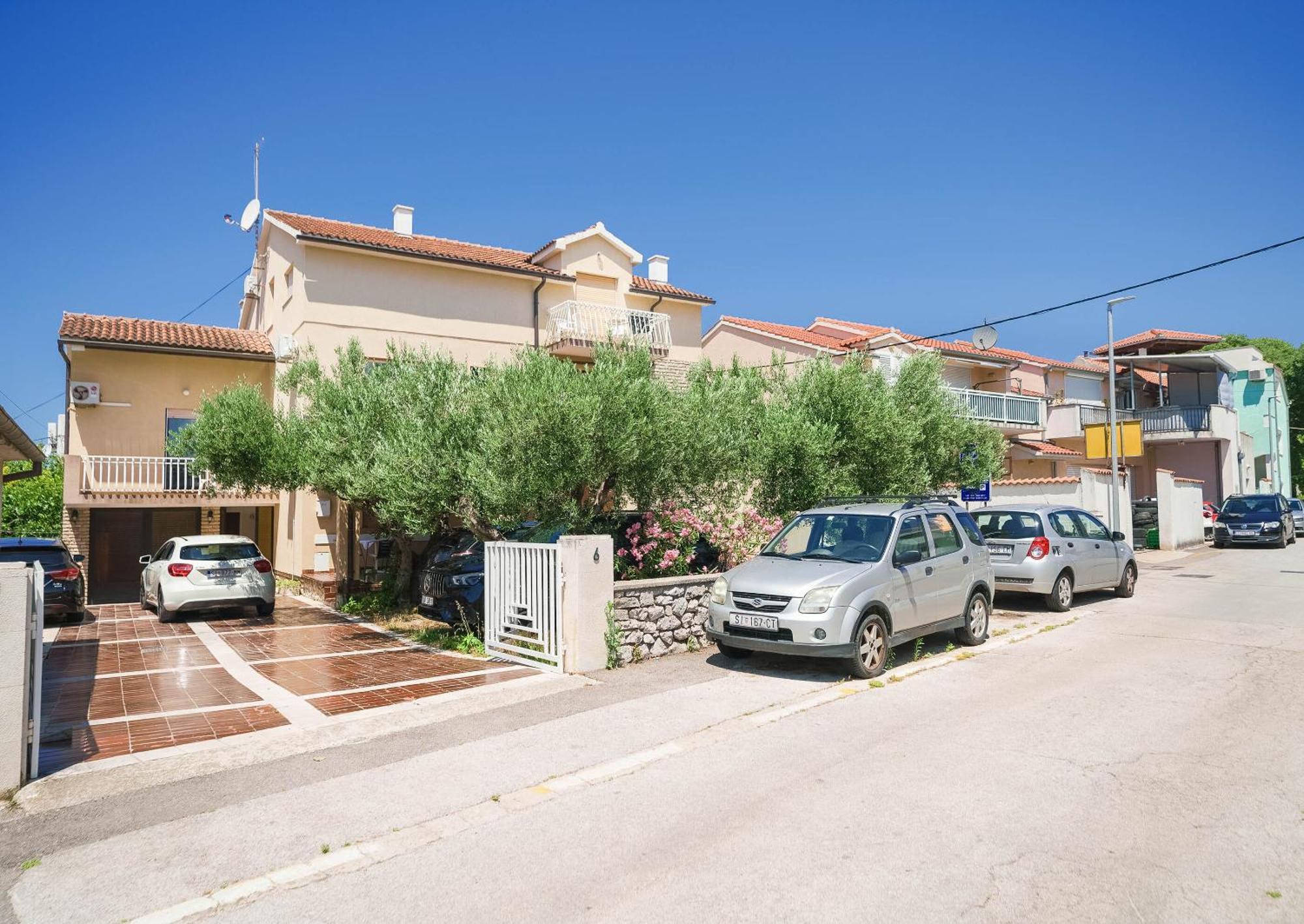 Apartment And Rooms Mrkovic Vodice Luaran gambar